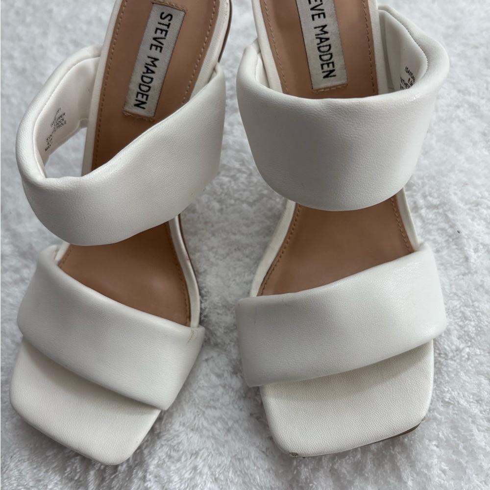 Steve Madden White Heels with Chunky Heel and Ankle Strap